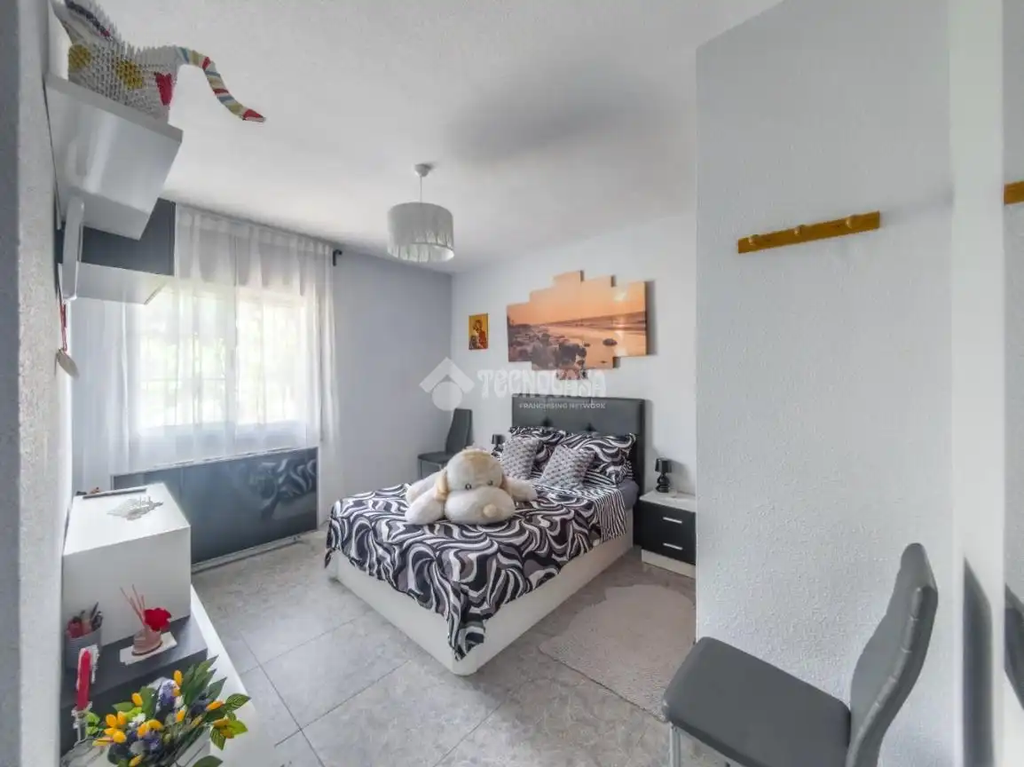 Bedroom of Houses for sale in Nuevo Baztán  with Heating, Private garden and Swimming Pool