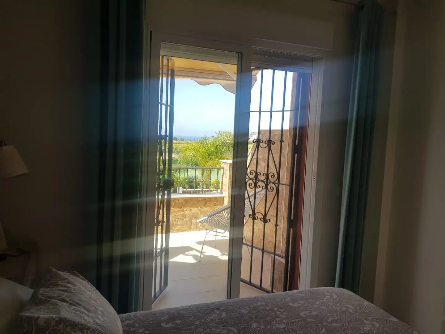 Habitación de Casa o chalet en venta en Nerja con Aire acondicionado, Jardín privado y Terraza