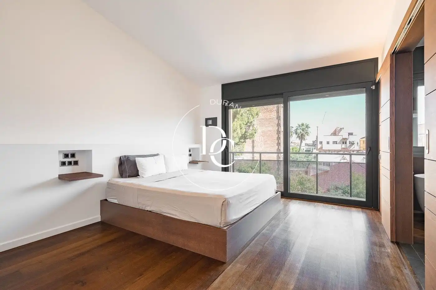 Dormitori de Casa o xalet de lloguer en Barcelona amb Aire condicionat, Calefacció i Jardí privat
