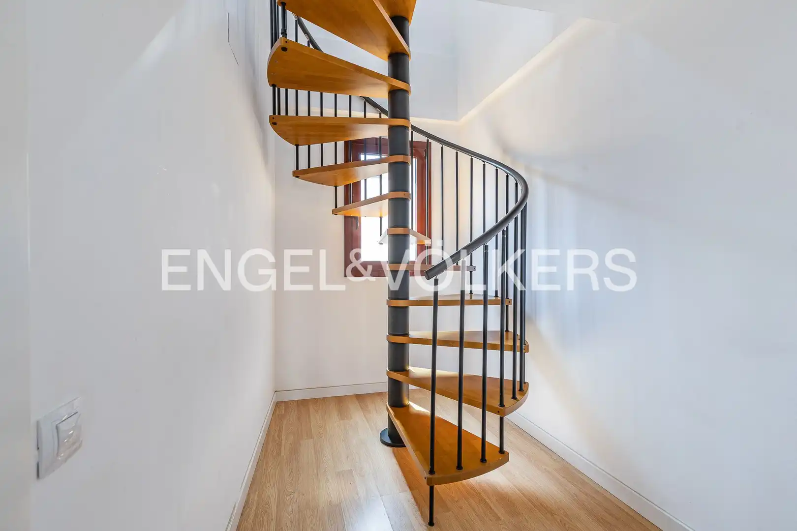Maisonette zum Verkauf in Manresa mit Heizung, Terrasse und Balkon