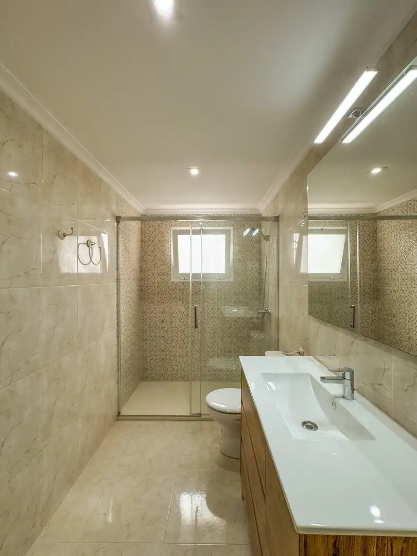 Habitación en Reina Victoria - Miguel Hernández