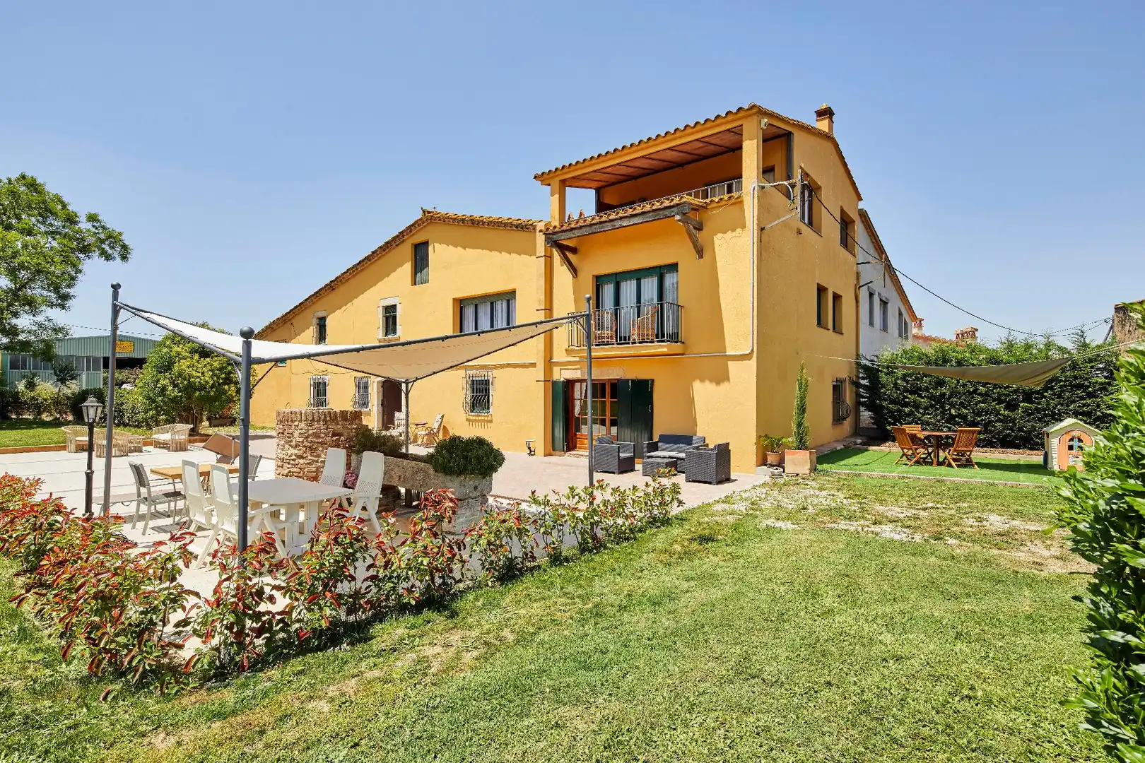 Vista exterior de Finca rústica en venta en Cassà de la Selva con Jardín privado, Terraza y Trastero