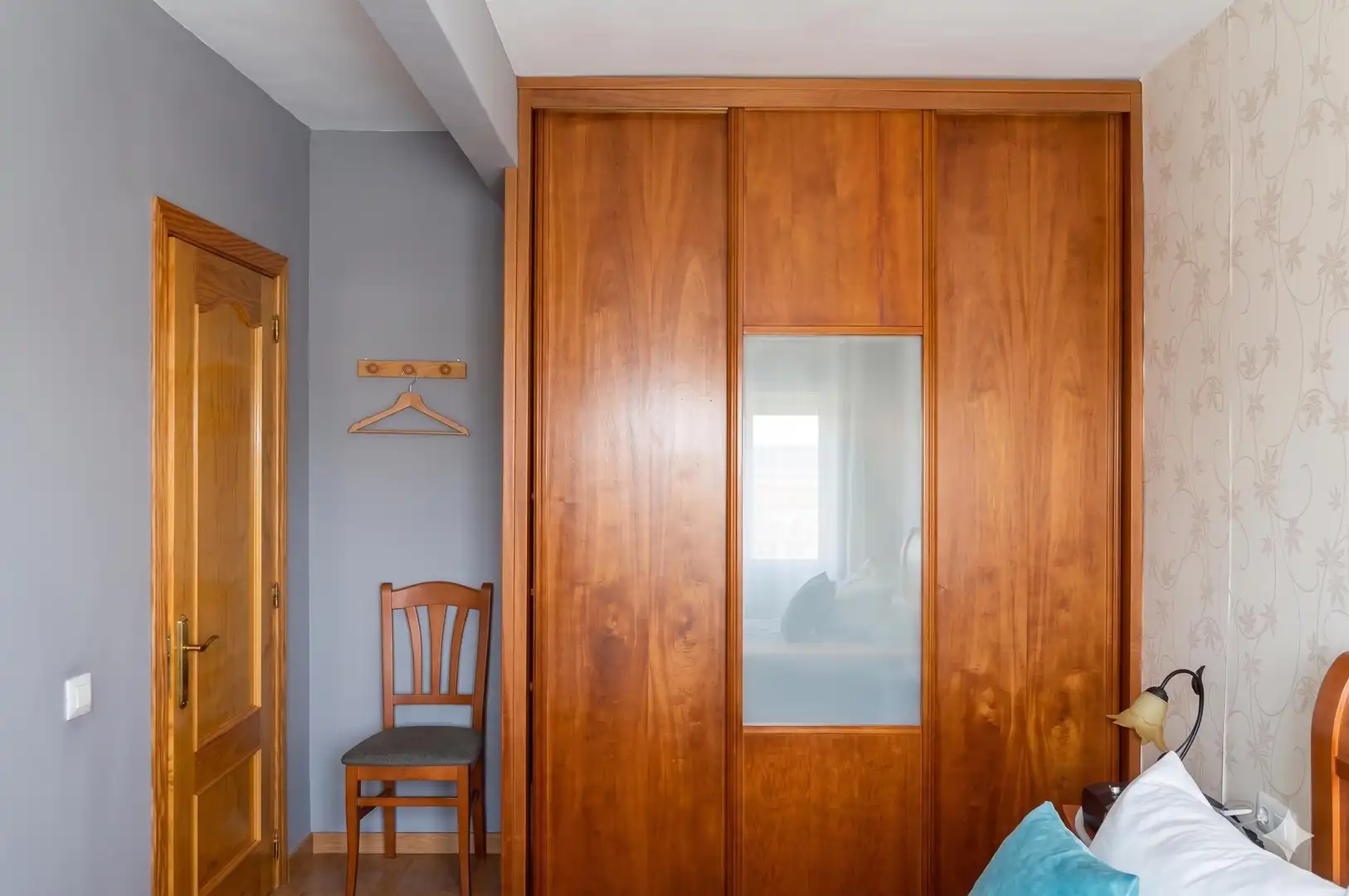 Habitación de Piso en venta en Sierra de Fuentes con Balcón
