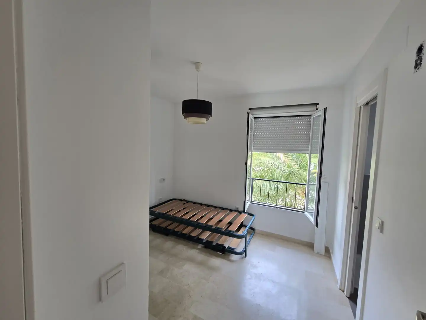 Bungalow con piscina in affitto a Golf Bahía, imagen 12