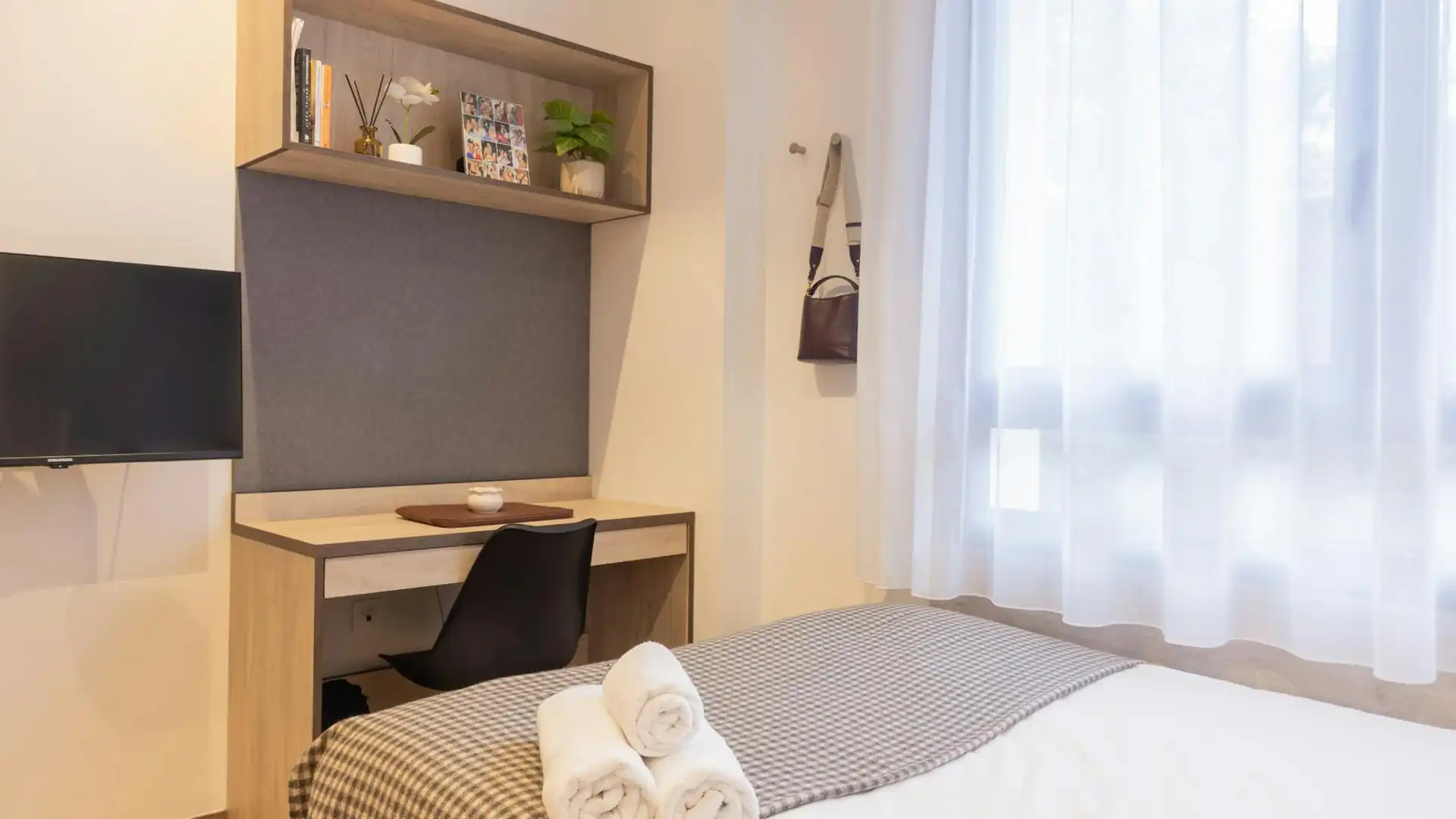 Schlafzimmer von Gebäude zur Miete in Madrid