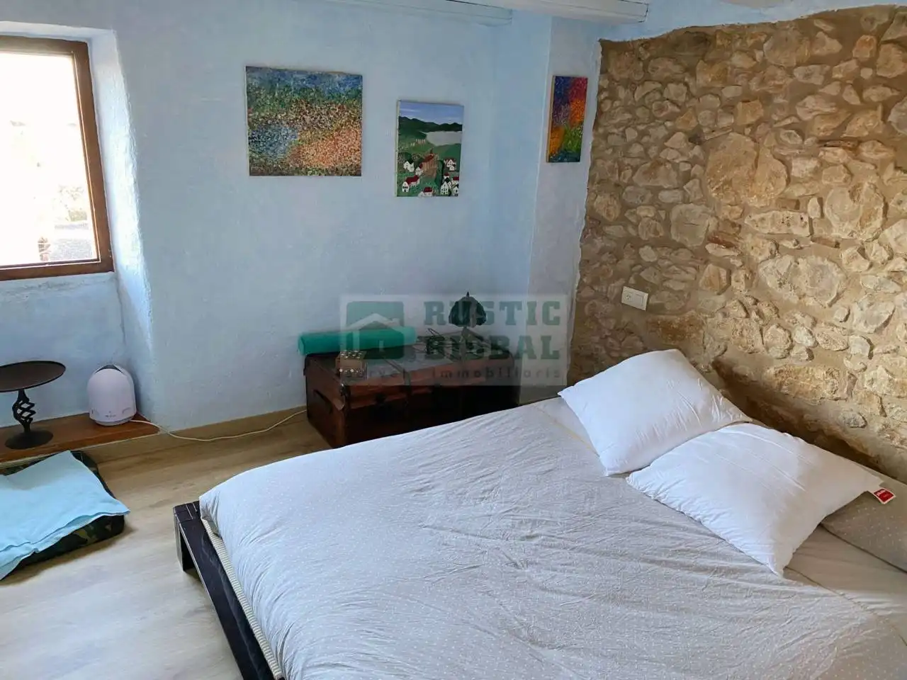 Dormitori de Finca rústica en venda en Forallac amb Aire condicionat, Calefacció i Terrassa
