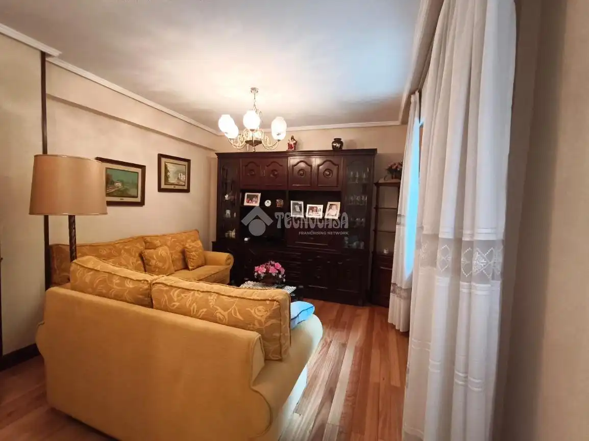 Sala de estar de Piso en venta en Bilbao  con Calefacción