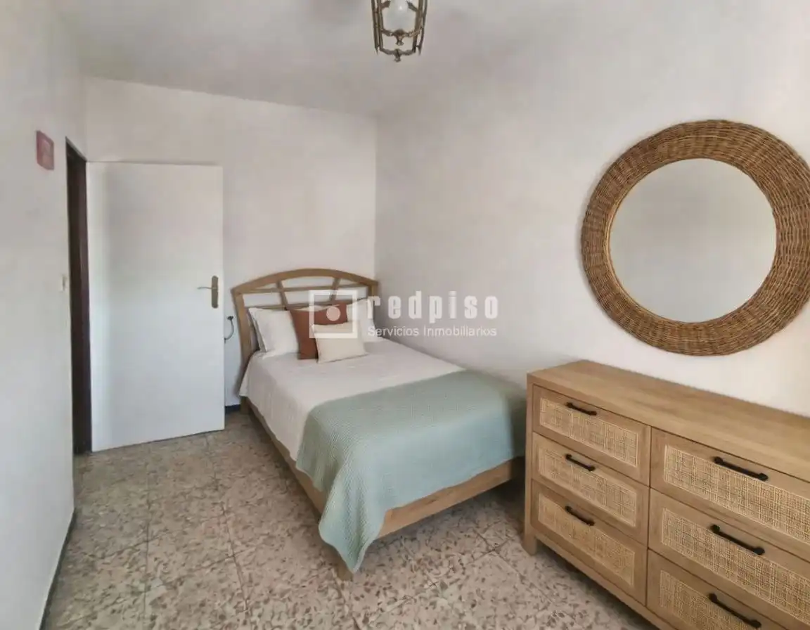 Habitación de Piso en venta en Sevilla con Aire acondicionado y Terraza
