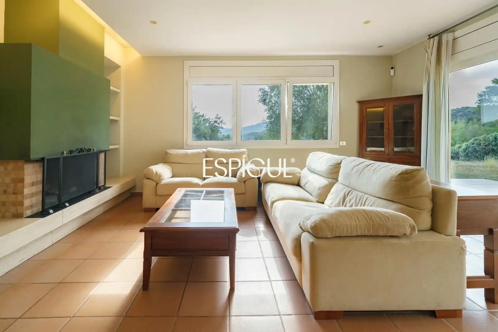 Sala d'estar de Casa o xalet en venda en Vallromanes amb Aire condicionat, Calefacció i Jardí privat