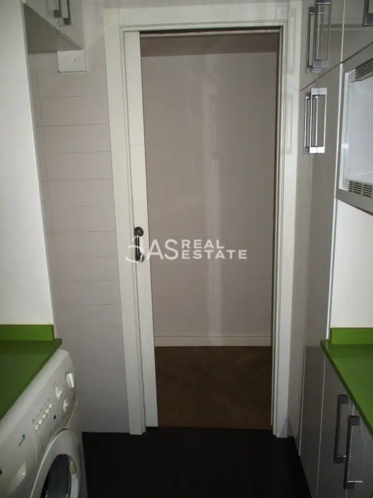 Habitación de Piso en venta en Madrid con Aire acondicionado y Amueblado
