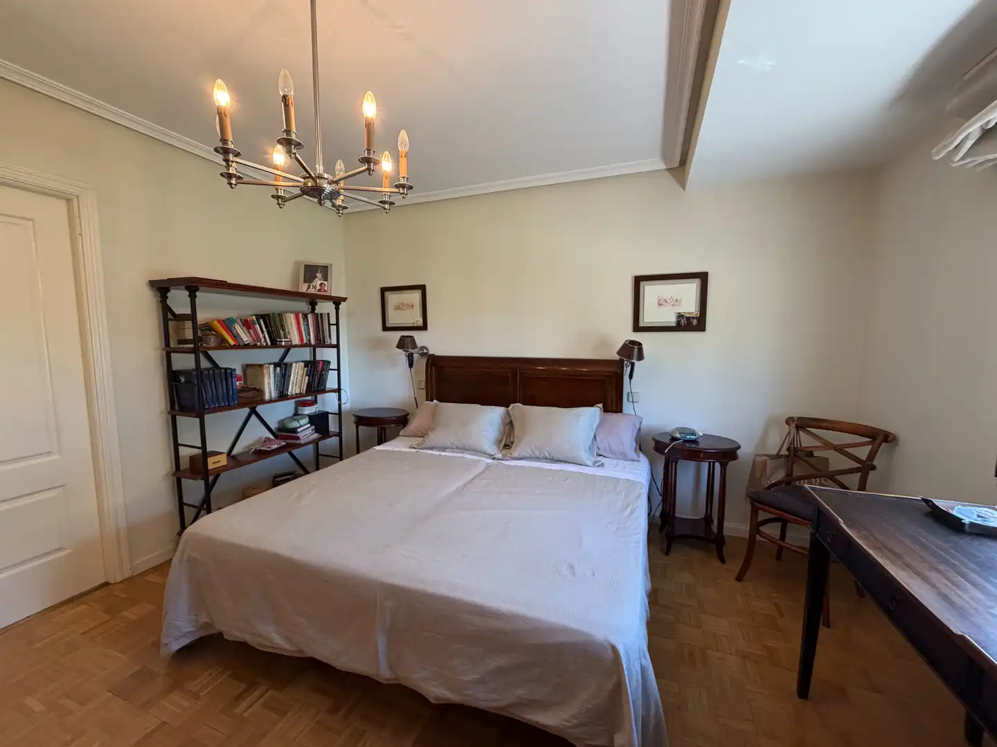 Habitación de Casa adosada en venta en Guadalajara con Calefacción