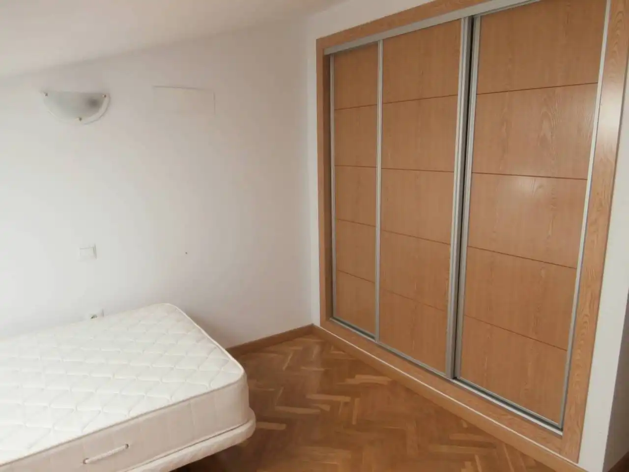 Schlafzimmer von Maisonette zur Miete in Toledo mit Heizung, Möbliert und Balkon