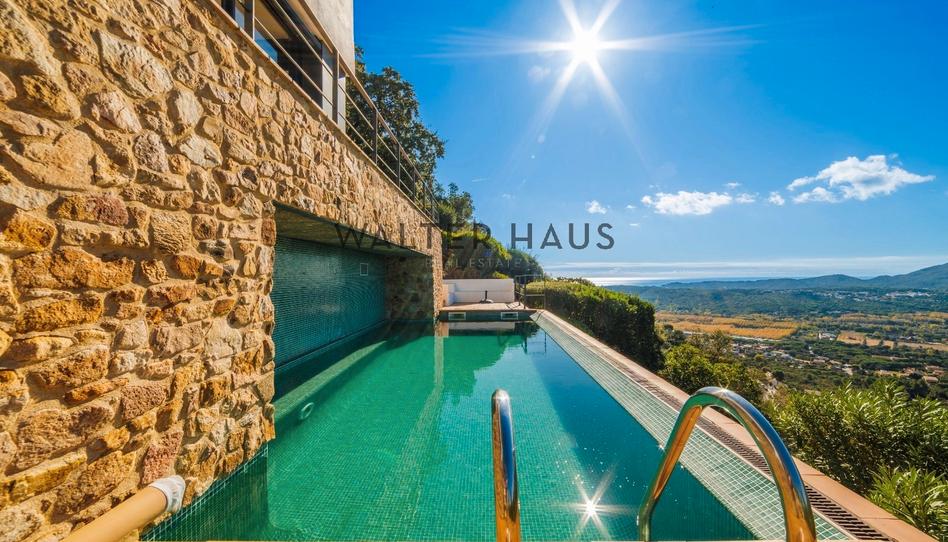 Foto 1 de Casa o xalet en venda a Carrer de la Magnolia, Santa Cristina Poble, Girona