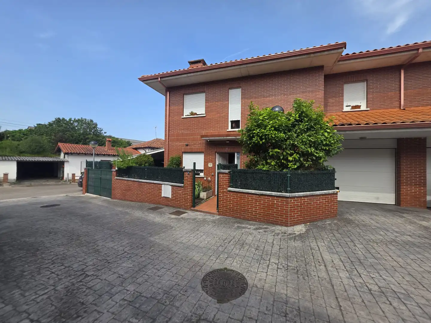 Terraced house with terrace for sale in Barrio Villapresente, imagen 4