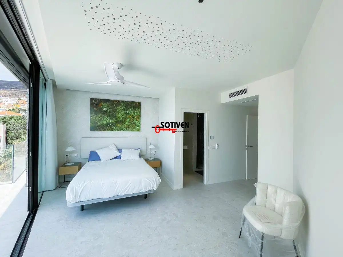 Habitación de Casa o chalet de alquiler en El Rosario con Terraza y Piscina