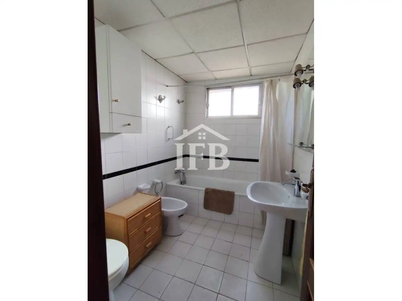 Baño de Casa o chalet en venta en Badajoz con Aire acondicionado, Calefacción y Jardín privado