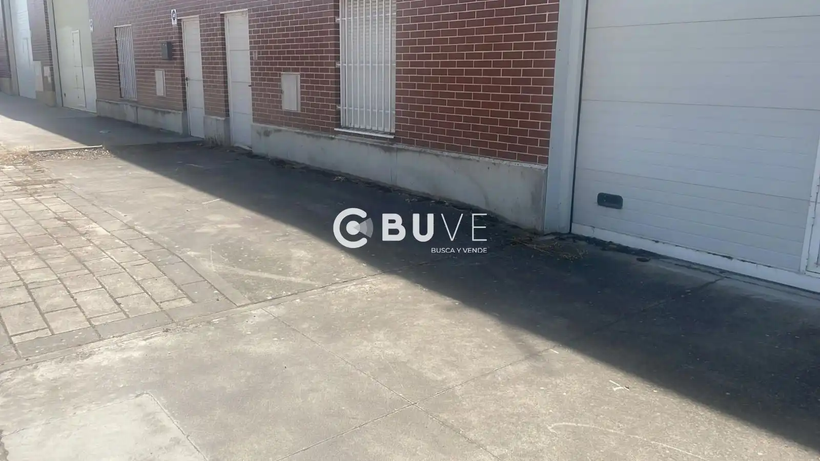 Aparcament de Nau industrial en venda en Tudela de Duero
