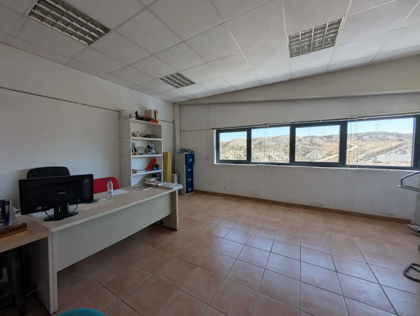 Nave industrial en venta en Cuarte de Huerva