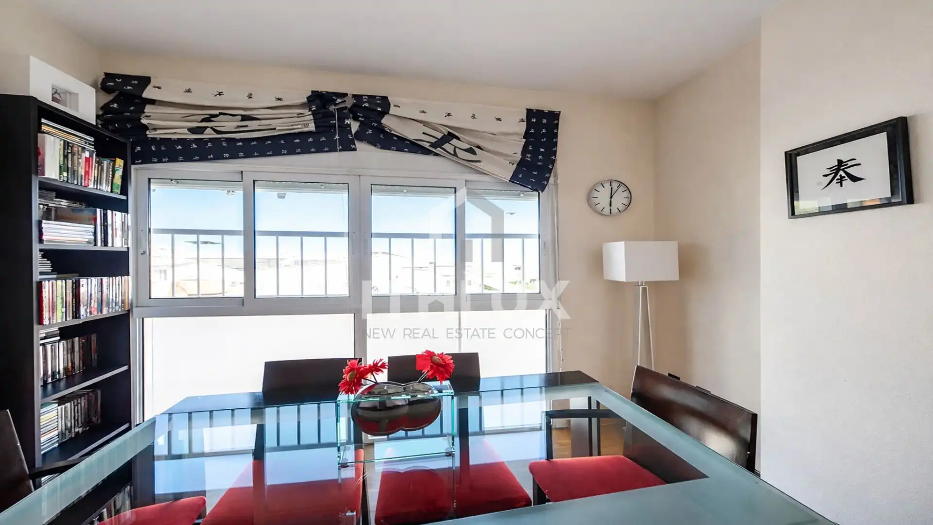 Dining room of Flat for sale in Sevilla  with Air Conditioner and Terrace