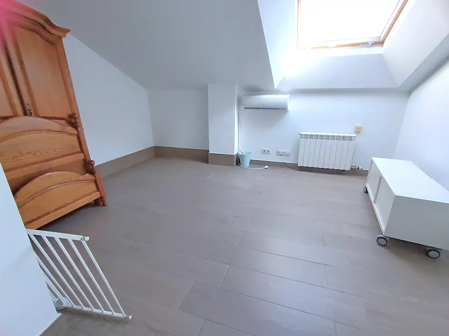 Duplexes for rent in Numancia de la Sagra  with Air Conditioner, Oven and Washing machine