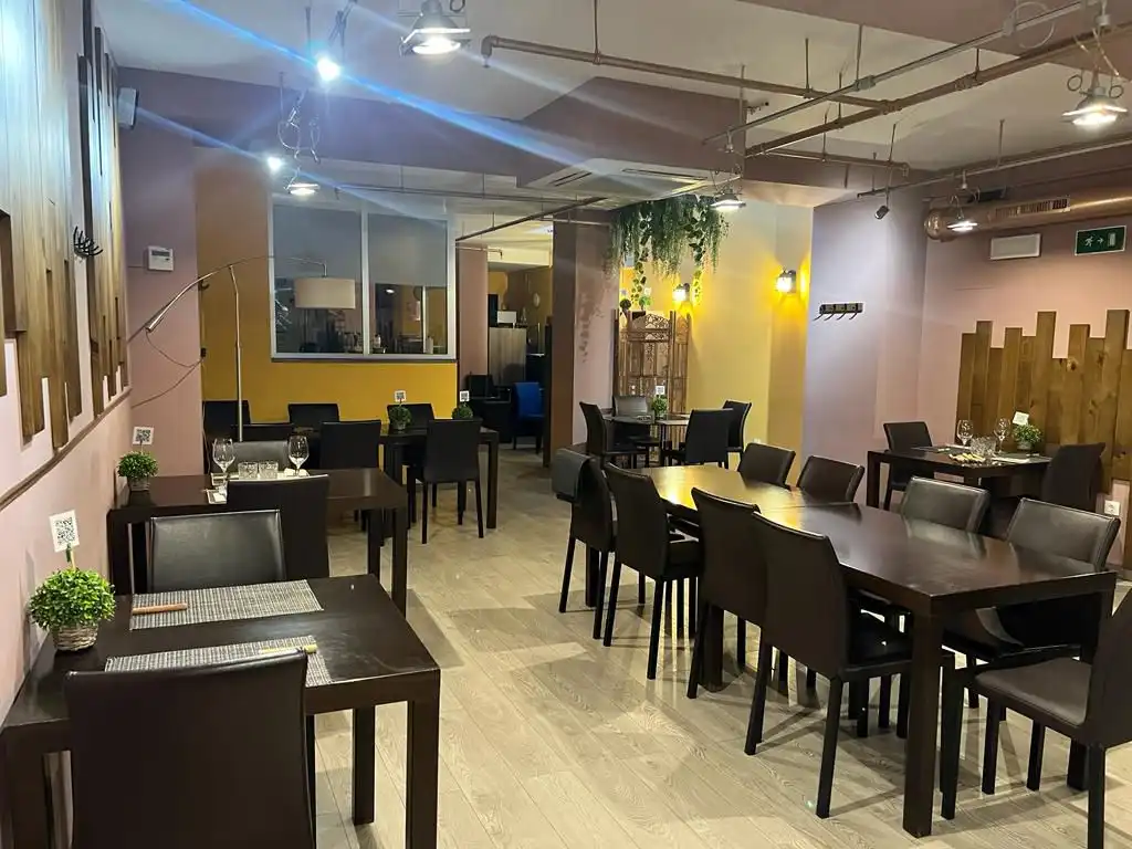 Local comercial en venda a Renueva 20, imagen 3