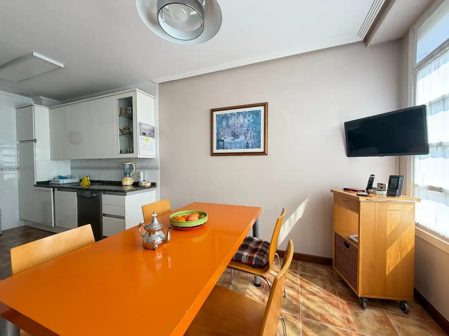 Cocina de Casa adosada en venta en Lasarte-Oria con Calefacción, Jardín privado y Parquet