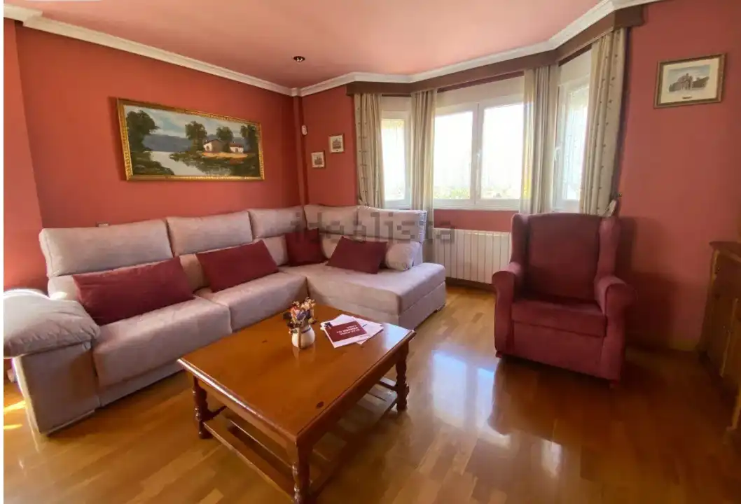 Sala de estar de Casa o chalet en venta en Buenavista con Calefacción, Jardín privado y Parquet