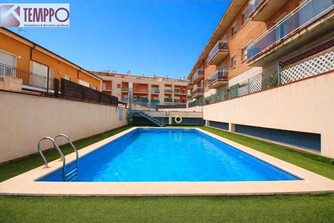 Swimming pool of Flat for sale in Santa Margarida I Els Monjos  with Air Conditioner, Storage room and Balcony