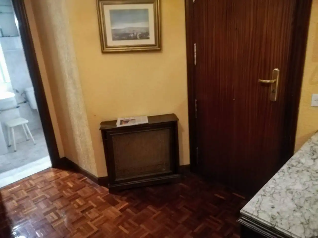 Bedroom of Flat for rent in Burgos  with Heating, Parquet flooring and Furnished