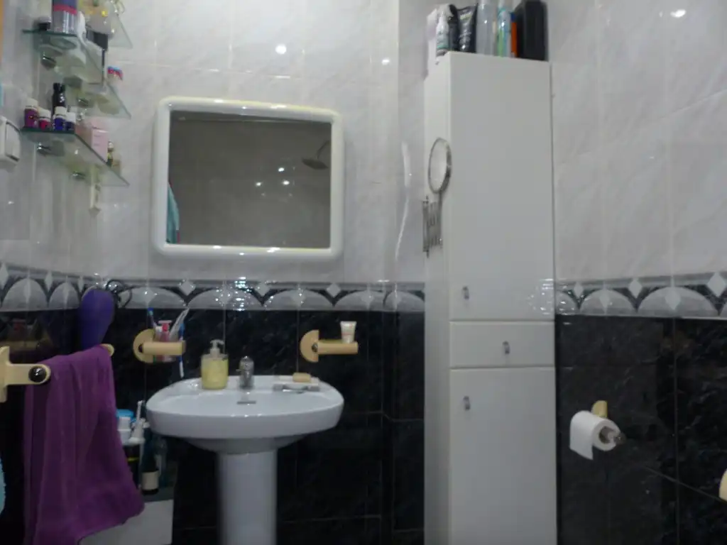 Baño de Piso en venta en Barcelona con Balcón