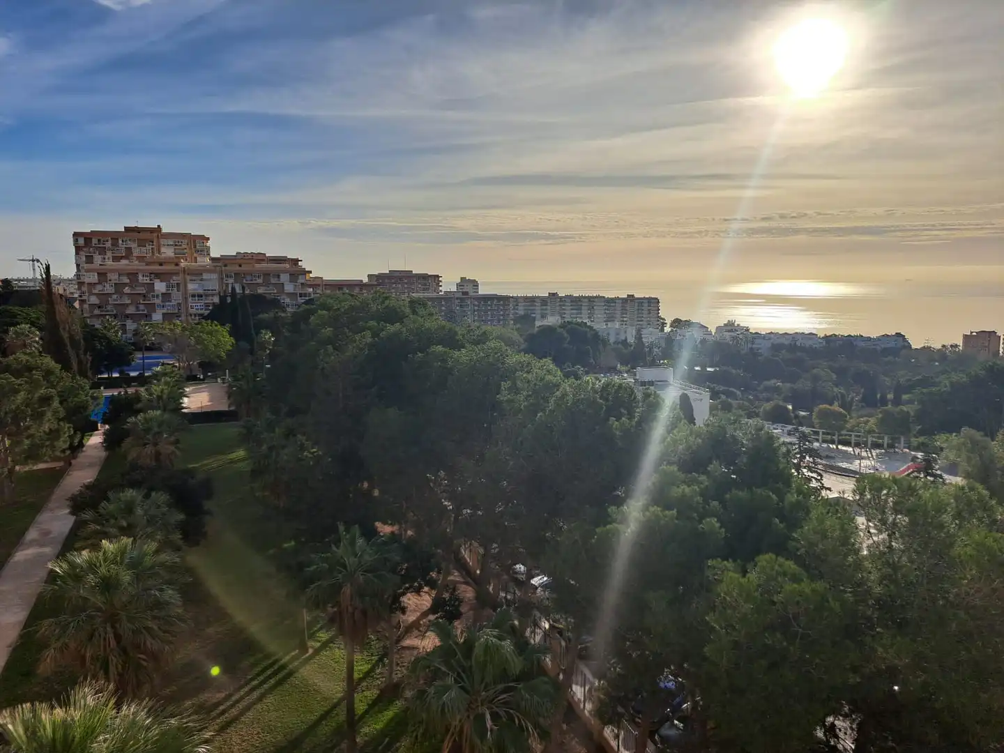 Vista exterior de Estudio en venta en Benalmádena con Aire acondicionado, Terraza y Amueblado