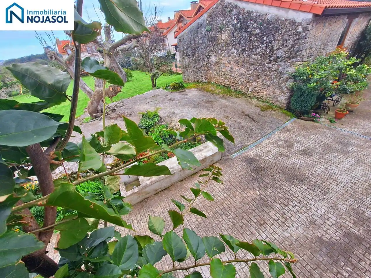 Jardí de Casa adosada de lloguer en Arnuero amb Calefacció, Jardí privat i Terrassa