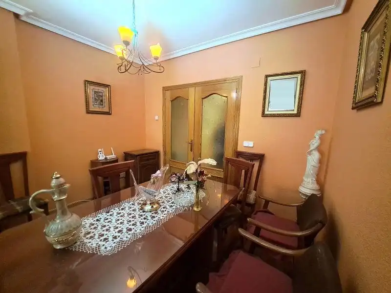 Flat with lift for sale in Valdepeñas, imagen 4