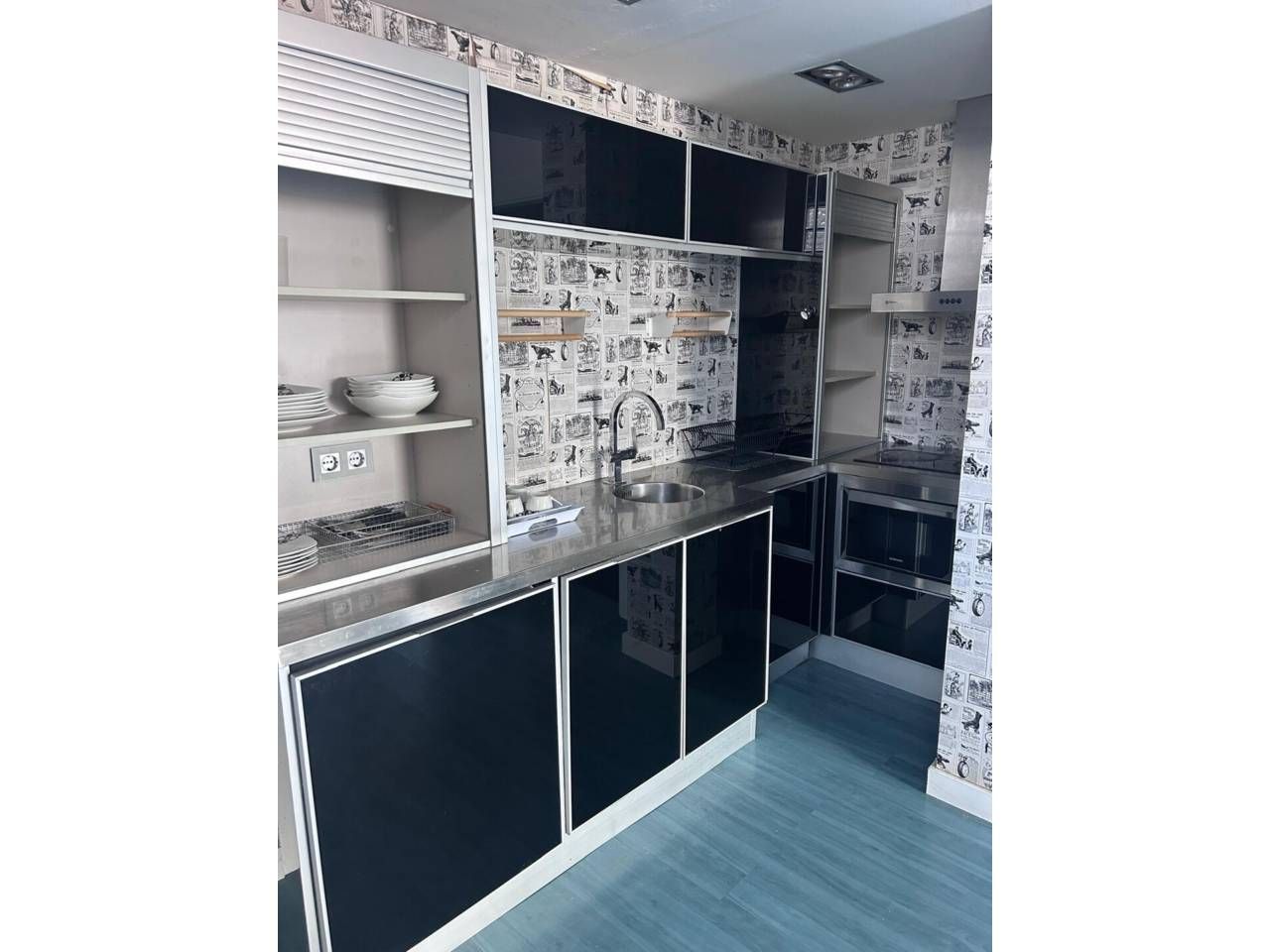 Cuina de Àtic de lloguer en Gijón  amb Calefacció, Terrassa i Traster