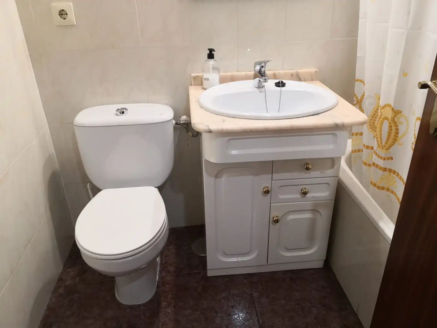 Flat for rent in Altozano - Conde Lumiares