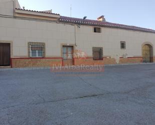 Exterior view of House or chalet for sale in Peñas de San Pedro