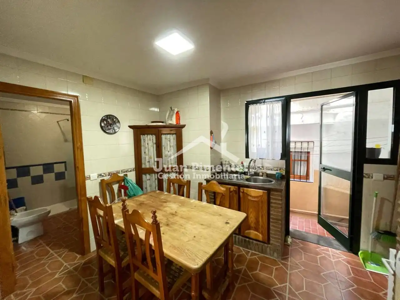 Detached homes for rent in Calle Casares, 1, Centro