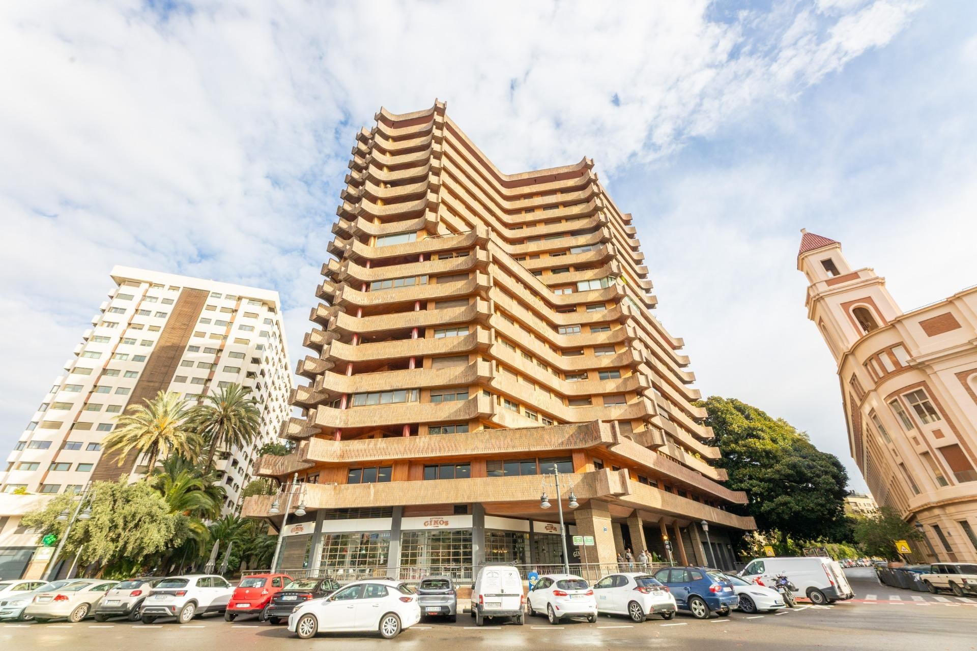 Exterior view of Flat to rent in  Valencia Capital  with Parquet flooring and Furnished