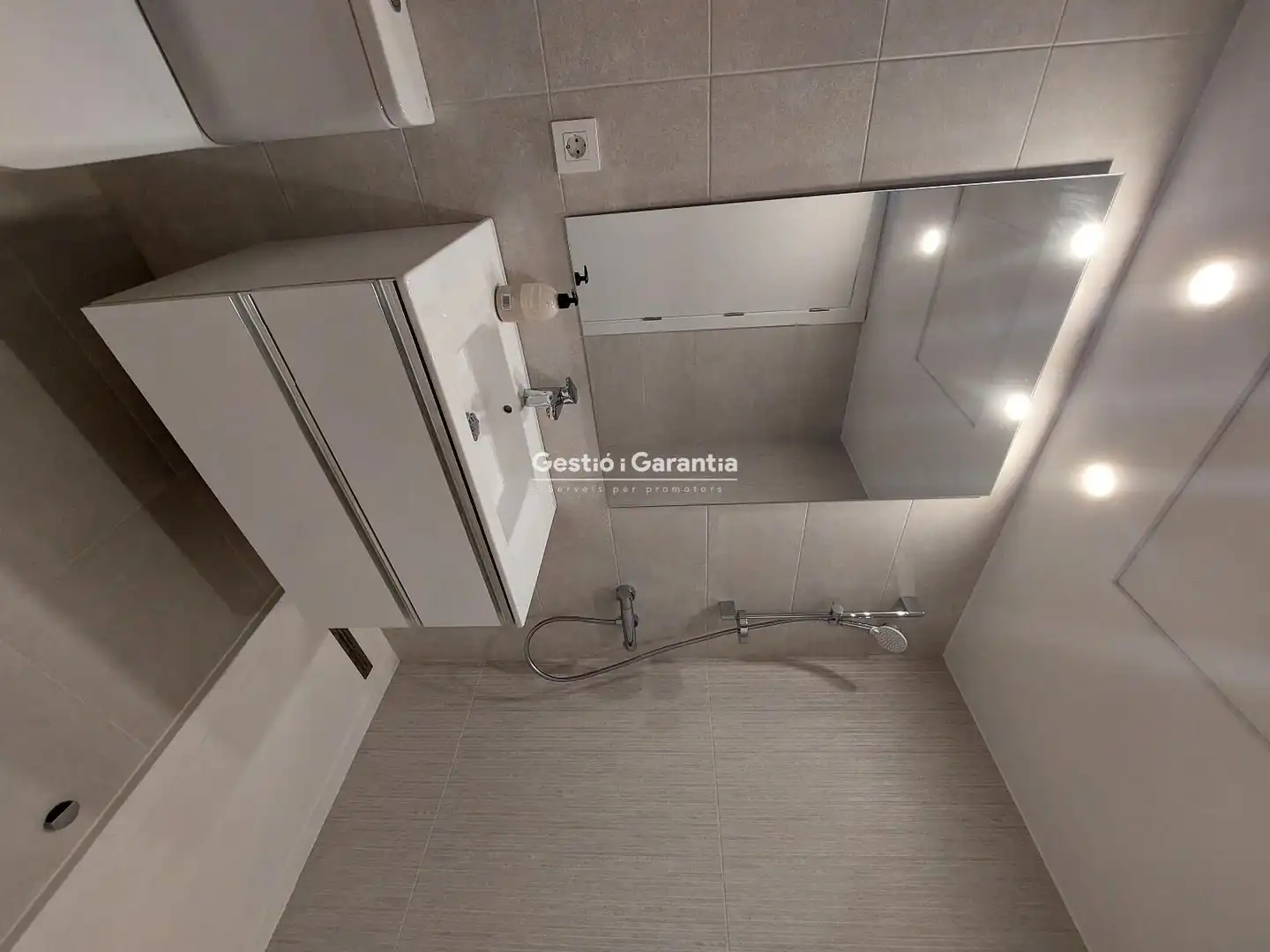 Bathroom of Duplexes for sale in Salut - Lloreda