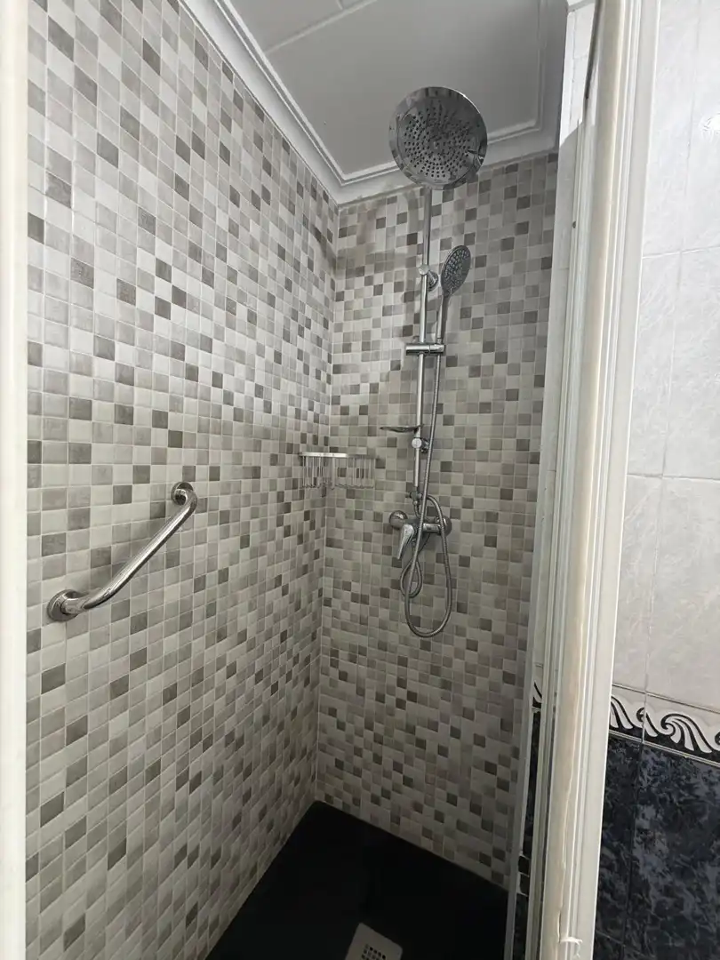 Baño de Piso en venta en Valencia con Balcón