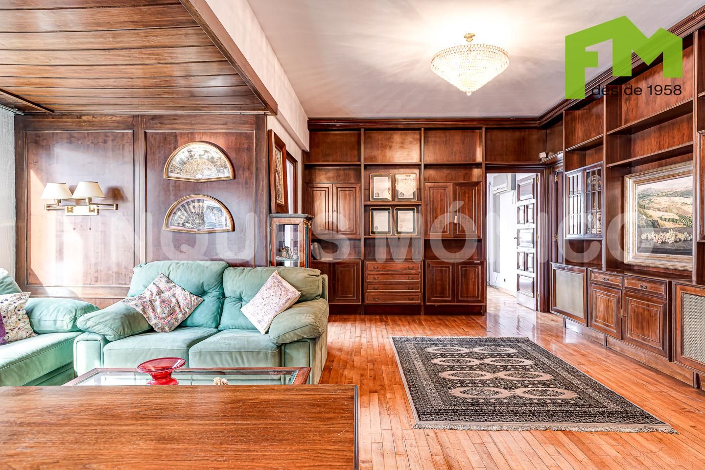 Living room of Flat for sale in  Barcelona Capital  with Air Conditioner, Heating and Storage room