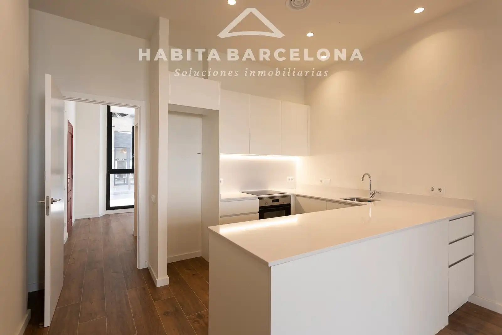 Cocina de Dúplex en venta en Barcelona con Aire acondicionado, Calefacción y Jardín privado