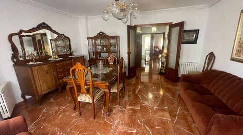 En venta esta casa muy amplia y luminosa en el Barrio de la Plaza de toros, a 2 minutos de la Gran vía, immagine 2