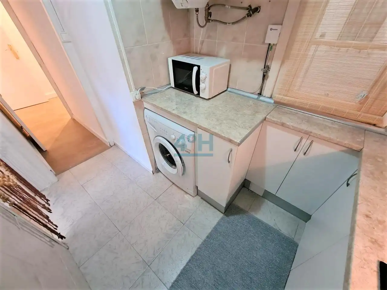 Kitchen of Apartments for sale in Ourense Capital   with Heating and Furnished