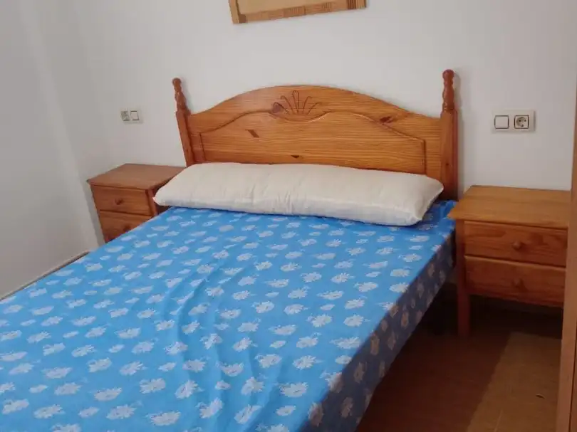 Piso con ascensor en venta en Calle Cristóbal Colón 77, imagen 5