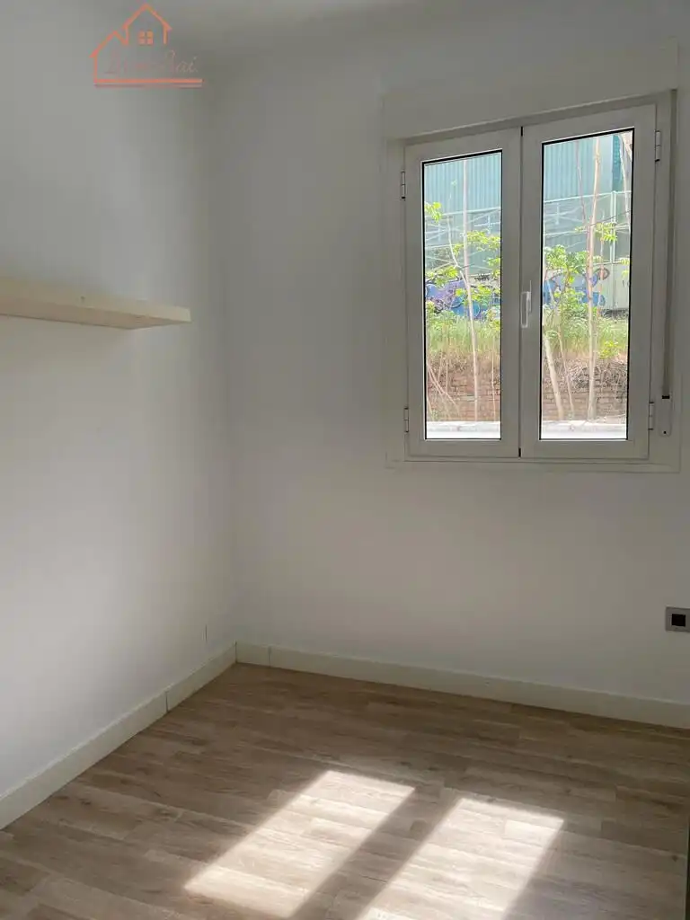 Bedroom of Flat for rent in Madrid  with Heating