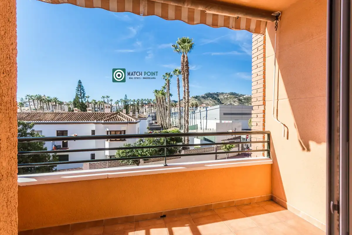 Vista exterior de Piso en venta en Almuñécar