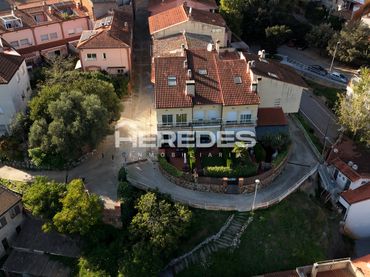 Adosado con balcón en venta en Plaça de Sant Marti 9