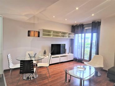 Flat with lift to rent in Calle Menorca
