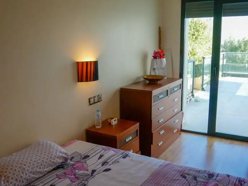 Dormitori de Casa o xalet de lloguer en Polop amb Aire condicionat, Jardí privat i Terrassa